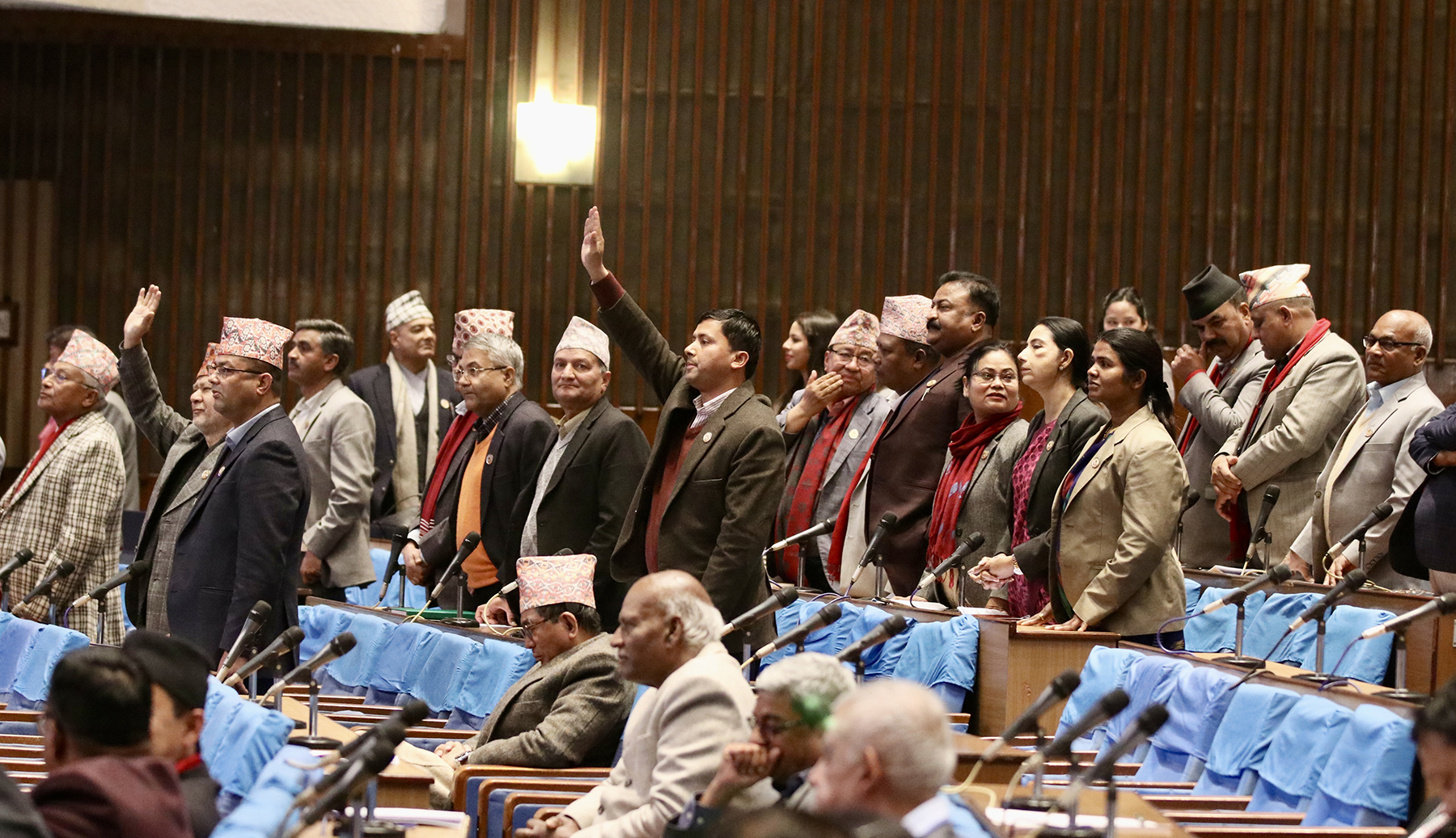 प्रतिपक्षी दलको अवरोधपछि संसद बैठक स्थगित