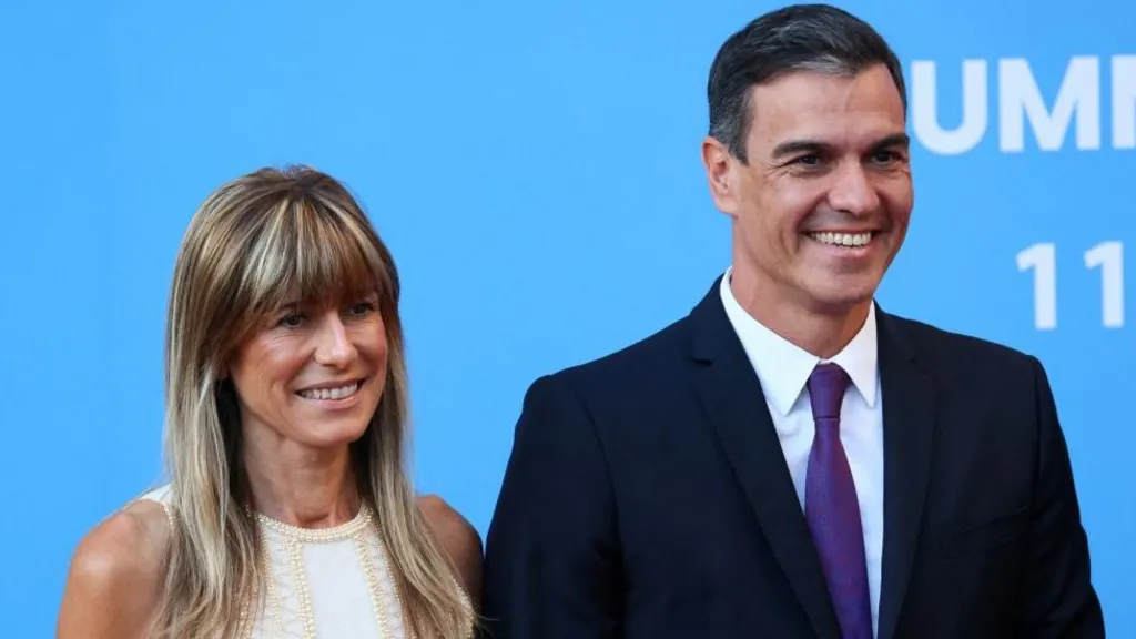 स्पेनमा प्रधानमन्त्री पत्नीलाई भ्रष्टाचारको आरोप, राजनीमा दिने प्रधानमन्त्रीको संकेत