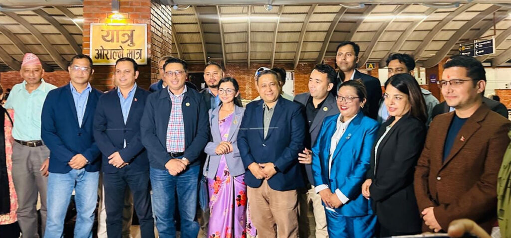 चीन भ्रमण छोट्याएर रास्वपा टोली सोमबार स्वदेश फर्कँदै