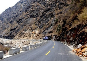 नारायणगढ–मुग्लिन सडकका दुई पुल दशैंअघि नै सञ्चालनमा ल्याइने