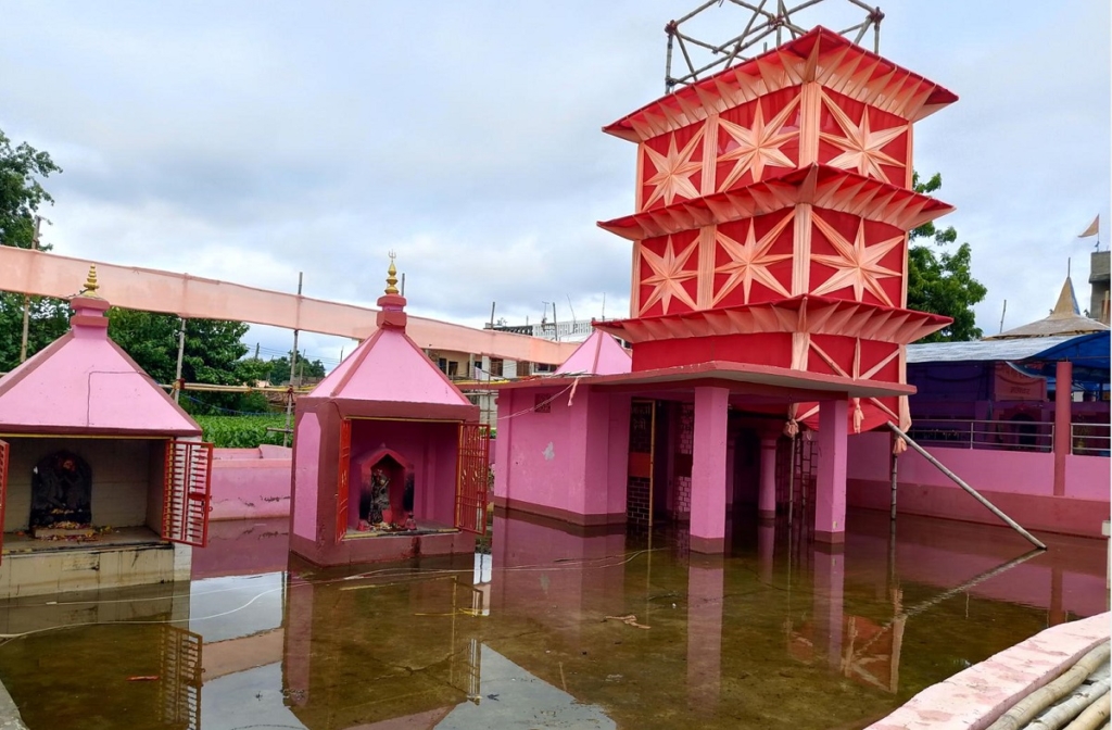 जलेश्वर स्थित राजदेवी मन्दिर डुबानमा, जमरा राख्न सकिएन