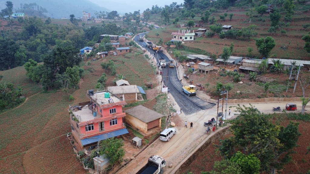 म्याग्दी र बागलुङ जोड्ने सडक स्तरोन्नति सुरु