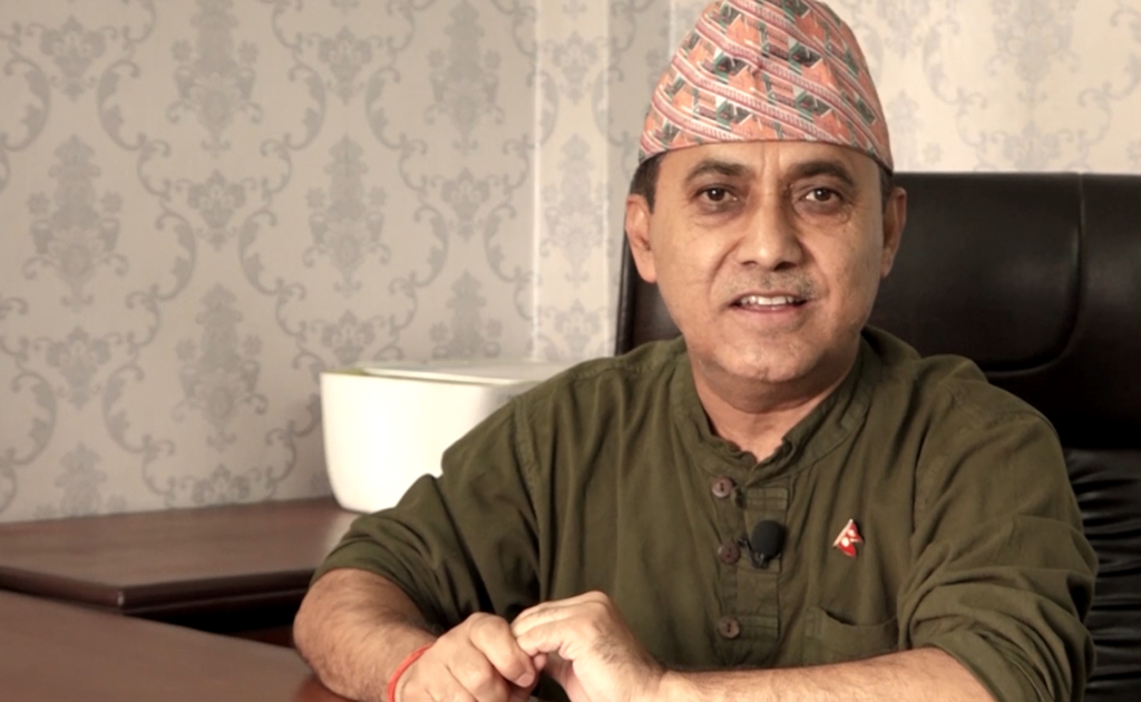 पार्टी कार्यालय बनाउन जग्गा दान लिएको विषयमा विश्वप्रकाश शर्माद्वारा प्रधानमन्त्रीको जवाफ माग