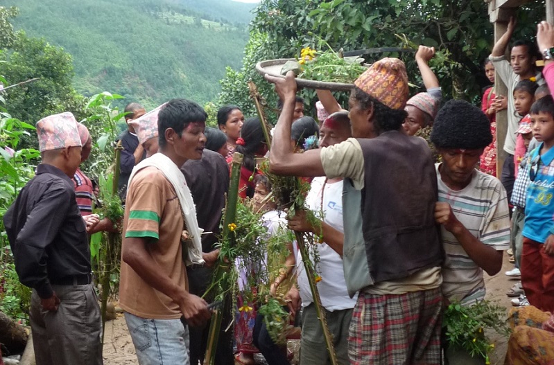 ‘पितरा पर्व’ मनाउँदै माझी समुदाय