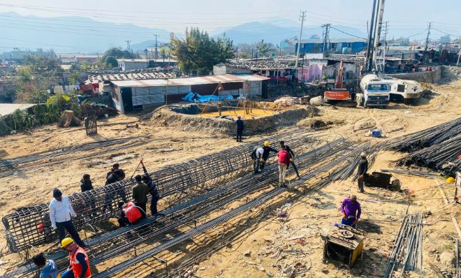 सेती नदीको पुल निर्माणः २८ प्रतिशत भौतिक प्रगति