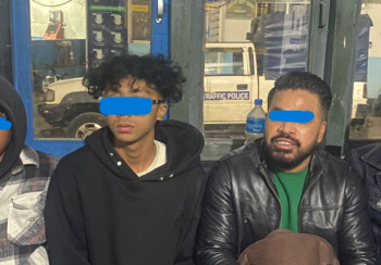 स्रोत नखुलेको ६८ लाख नगदसहित ४ जना पक्राउ