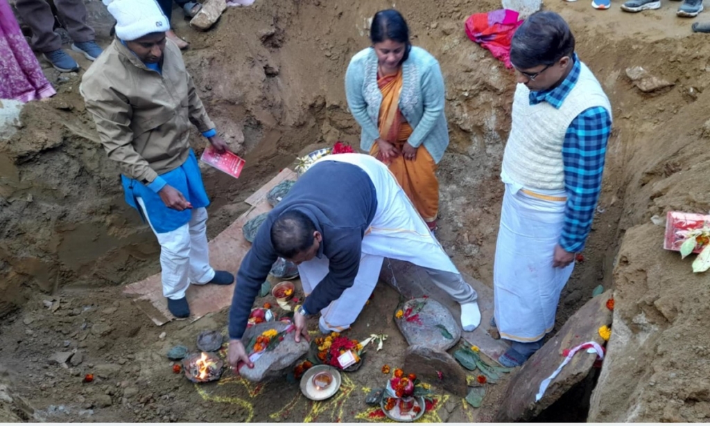 कुश्मा नगरपालिकाको भवन निर्माण सुरु