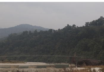 भोजपुरको लम्सुवाघाटमा झोलुङ्गे पुल निर्माण