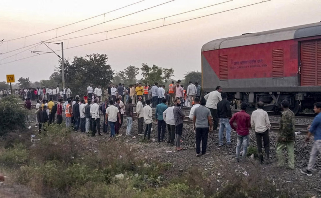 भारत रेल दुर्घटनाका परी मृत्यु भएका ७ नेपालीको परिचय खुल्यो