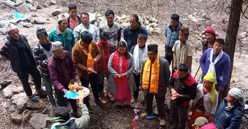 सिँचाइ गर्न सोलार वाटर लिफ्टिङ आयोजना