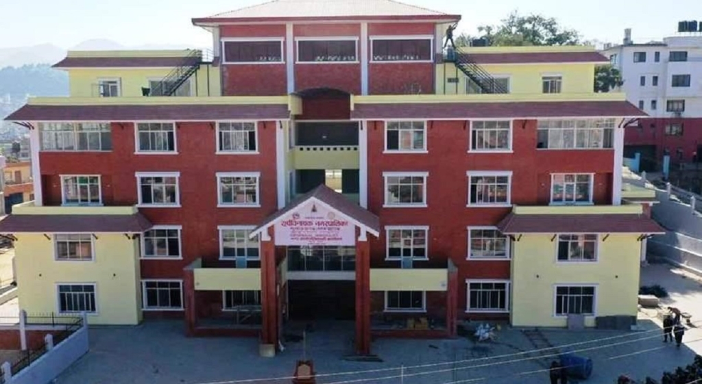 सूर्यविनायक नगरपालिकाको आफ्नै भवनबाट सेवा प्रवाह सुरु