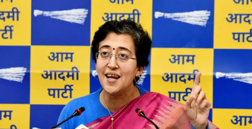 आतिशीले दिइन् दिल्लीको मुख्यमन्त्री पदबाट राजीनामा