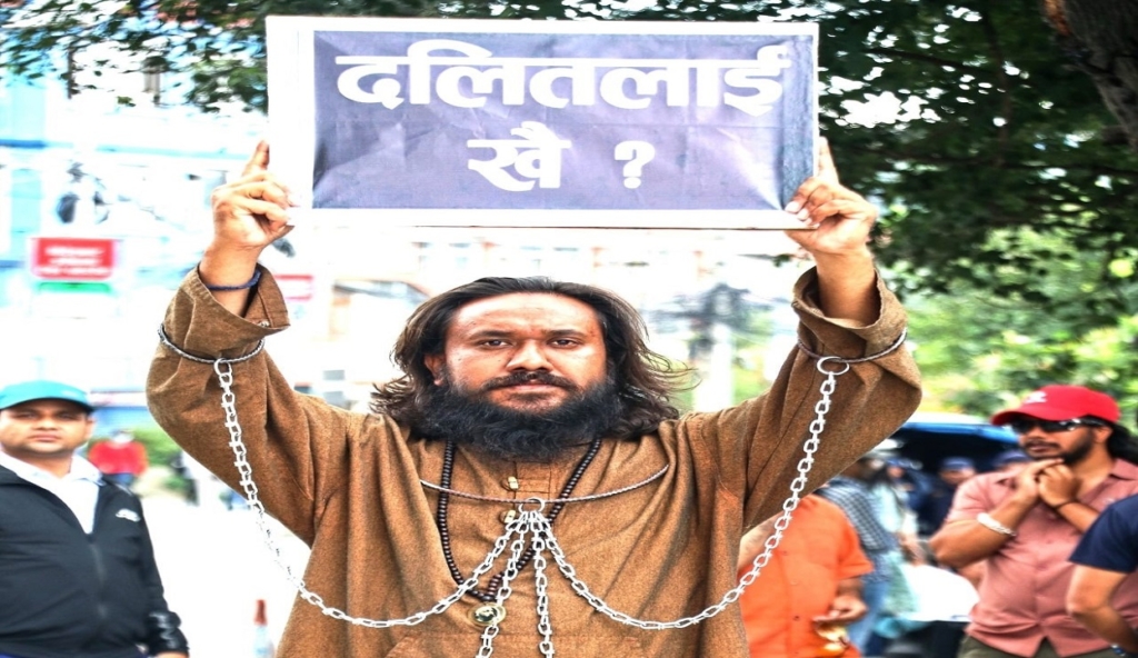 नेल सहित संसद छिर्न खोजेका सुनार प्रहरी नियन्त्रणमा