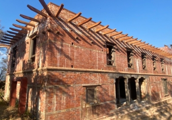 बजेट अभावले लमजुङ दरबार पुनर्निर्माण अलपत्र