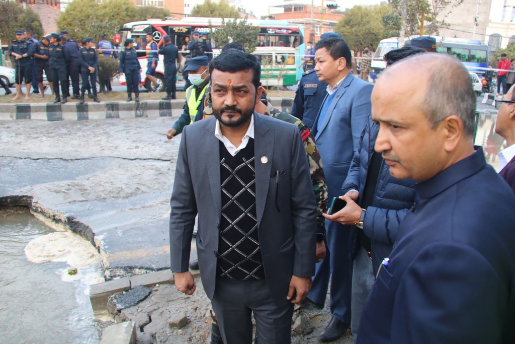 खानेपानी मन्त्रीले भने – विद्युत् प्राधिकरणको कमजोरीले बबरमहल जलमग्न भयो
