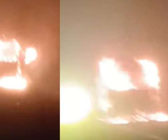 काठमाडौंबाट सुर्खेत जाँदै गरेको रात्री बसमा आगलागी, गाडी पूर्ण रूपमा जलेर नष्ट