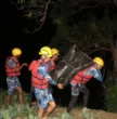 रोशी खोलामा फसेका यात्रुको मध्यरातमा उद्धार