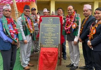 भारतीय राजदूतावासका सचिव र गाउपालिका अध्यक्षद्धारा संयुक्त रुपमा अछाममा विद्यालय भवनको शिलान्यास